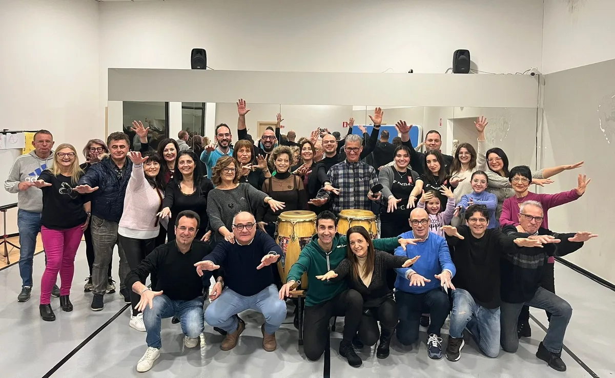 Allievi dei corsi di danze caraibiche in sala